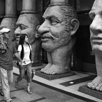 dotonbori-statues