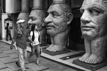 image dotonbori-statue-jpg