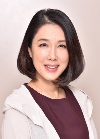 Photo of Mariko Tsutsui 筒井真理子